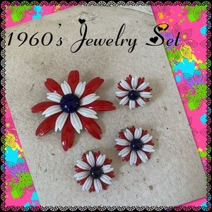 Vintage 1960’s jewelry set